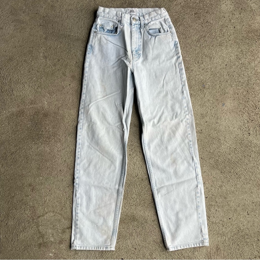 Light-wash BDG High-rise Baggy jeans
